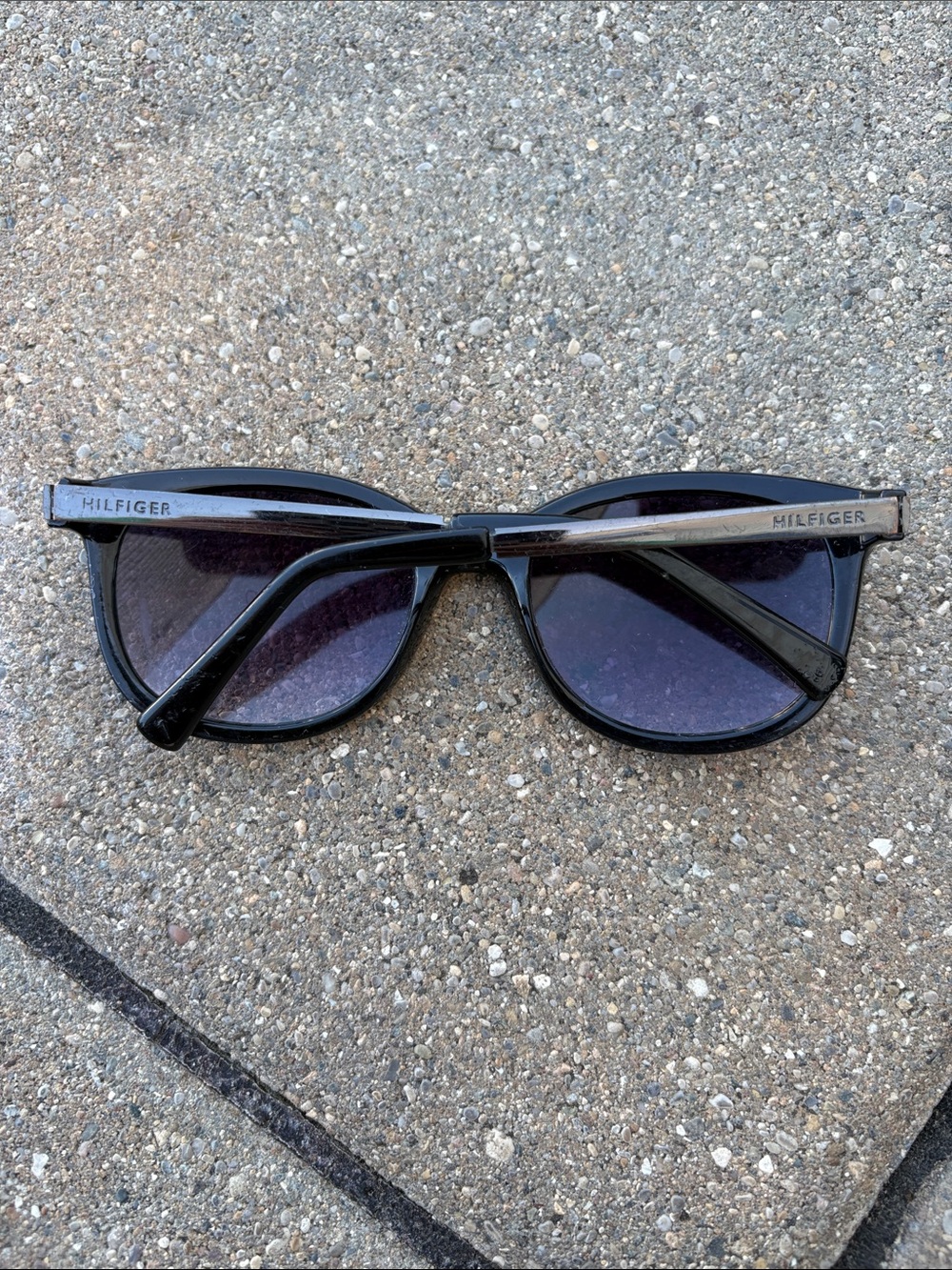Tommy Hilfiger Black Frame Sunglasses